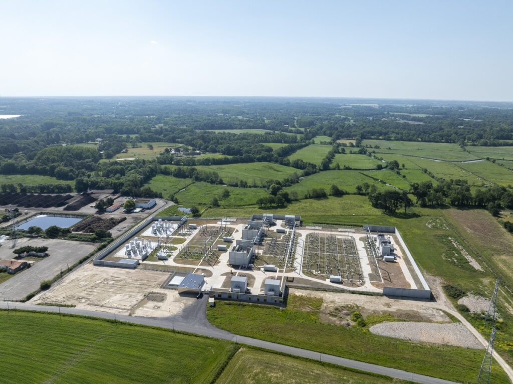 photo du poste RTE de Gué au Roux, parc éolien Yeu-Noirmoutier.